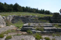 altare e scalinata del tempio di Apollo deriadote (vista frontale)