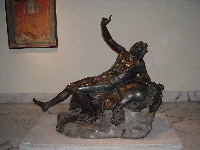 Sileno con otre su pelle leonina