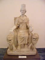 Cibele in trono con dedica del senatore Virius Marcarianus, inv. 6371.