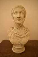 cd. Vestale - I sec. a.C. - II sec. d.C. da originale greco di et ellenistica inv. - The so-called Vestal - 1st century BC-3rd century AD from a Greek original of the hellenisticc period. inv.