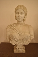 Ritratto di ignota - busto moderno di Guglielmo della Porta - Met del III sec. d.C. Inv. 6103 - Unidentified portrait set in a modern bust by Guglielmo della Porta - Mid-3rd century AD Inv. 6103