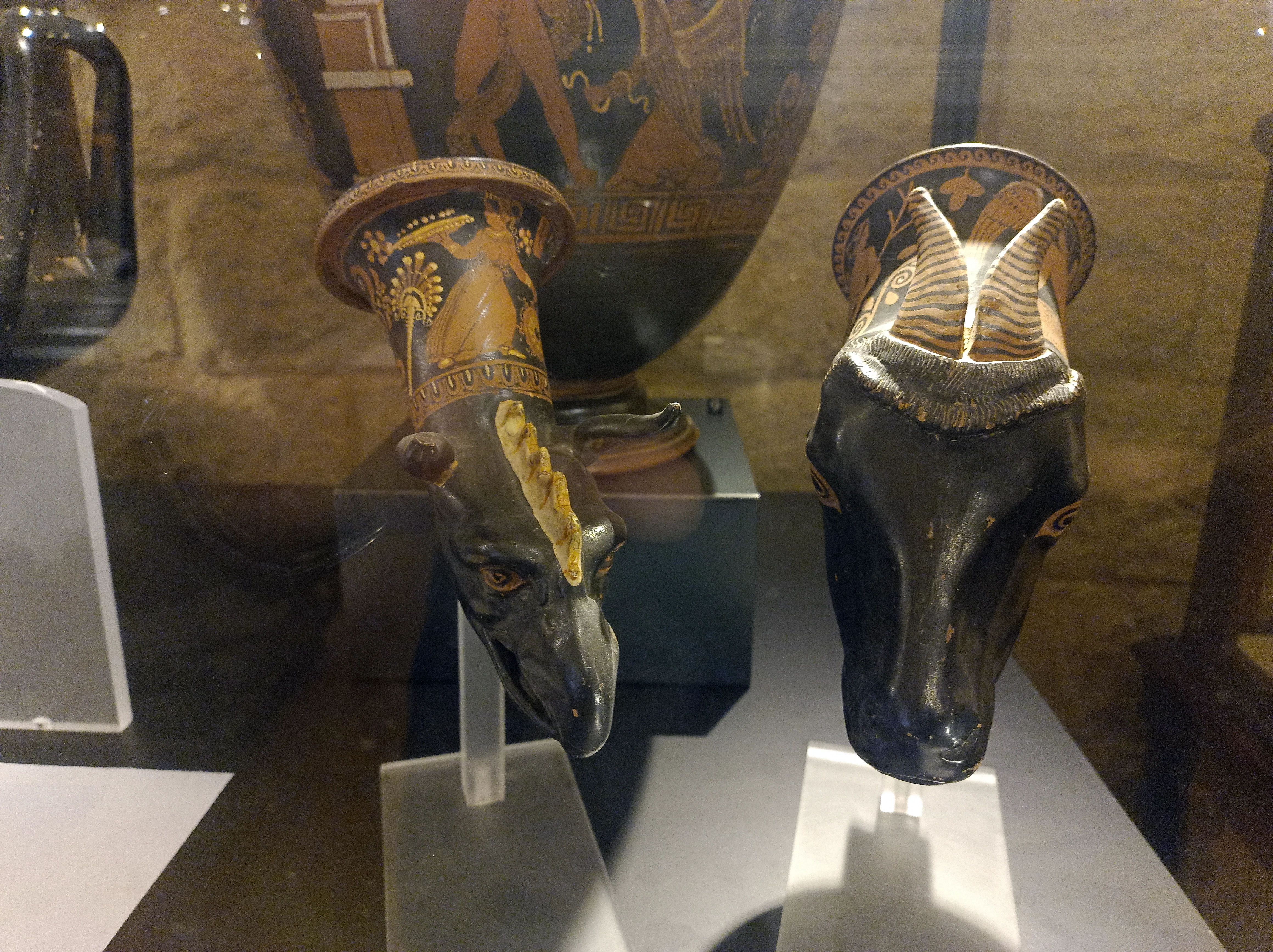 Ceramica Apula a figure Rosse