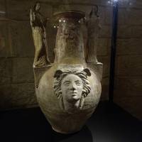Askos monumentale