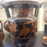 Cratere a colonnette